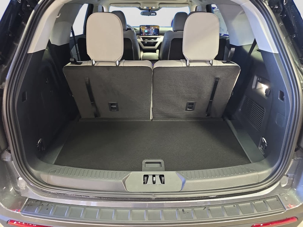 New 2026 Ford Explorer Active w/200A Pkg SUV