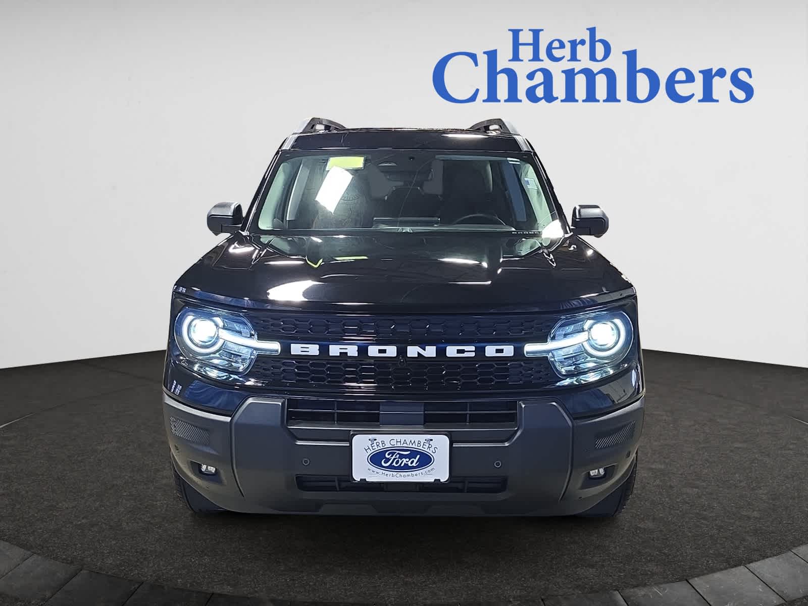 2025 Ford Bronco Sport Outer Banks photo 2