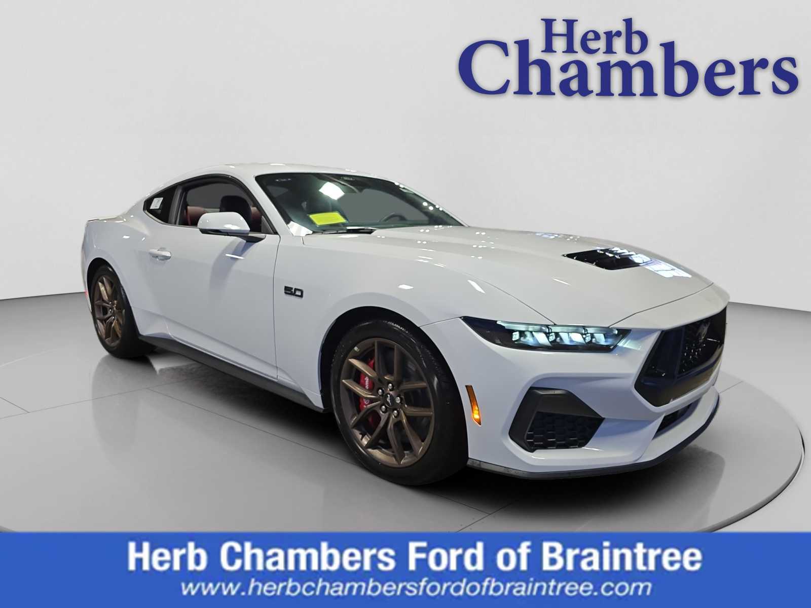 2025 Ford Mustang GT Premium's photo