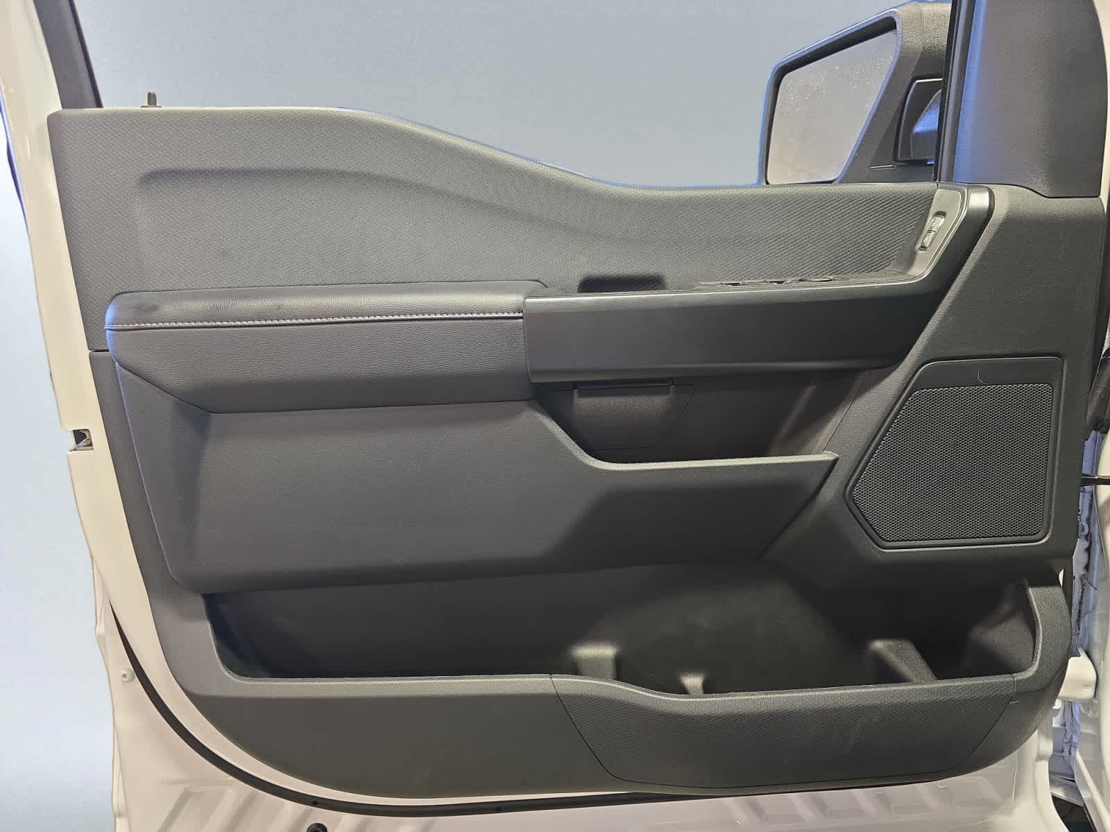 new 2026 Ford F-150 car, priced at $53,376