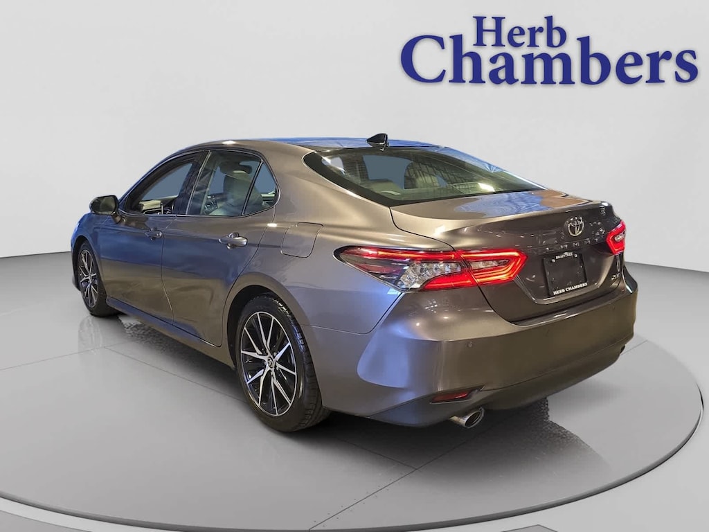 Used 2023 Toyota Camry XLE V6 Sedan