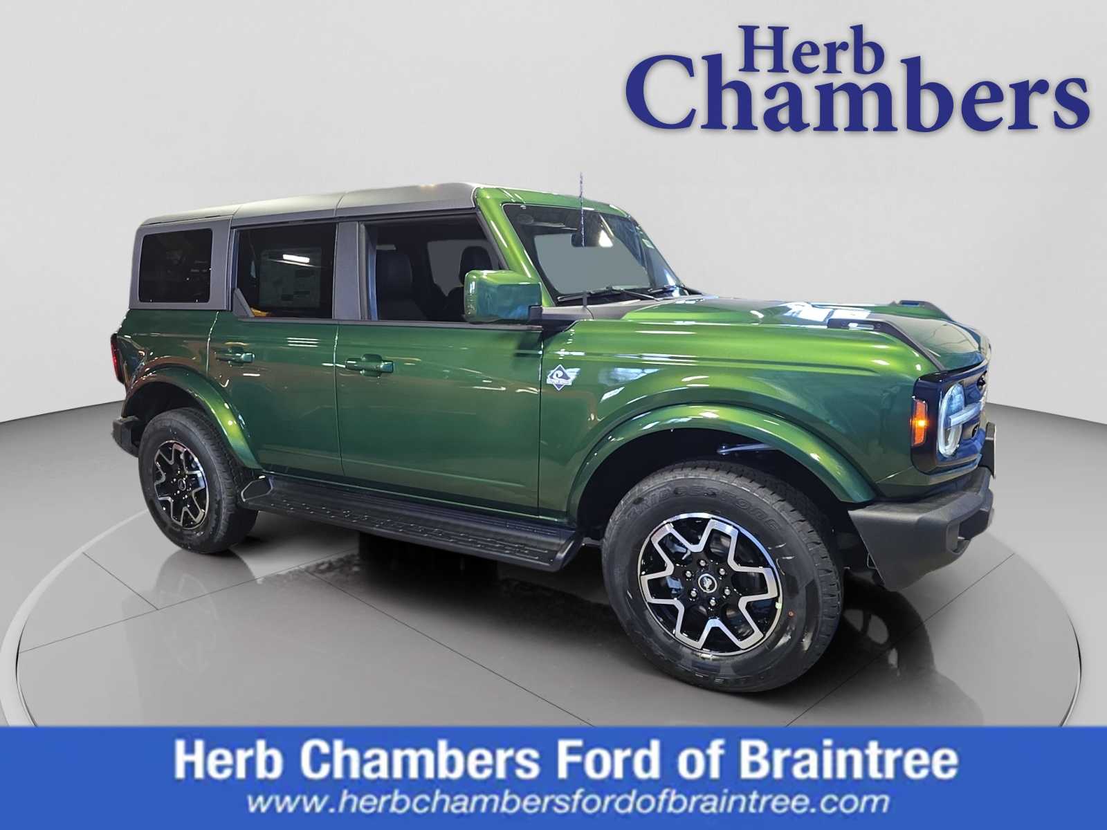 2025 Ford Bronco 4-Door Outer Banks's photo