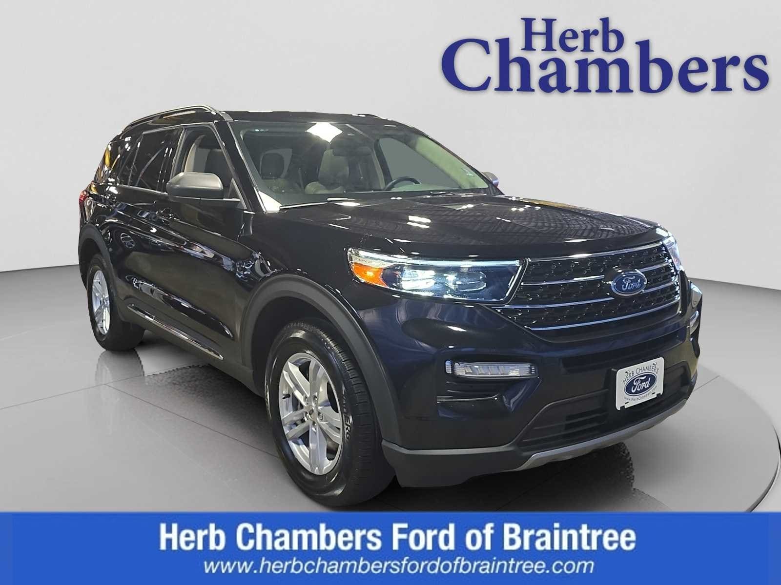 2023 Ford Explorer XLT 4WD's photo