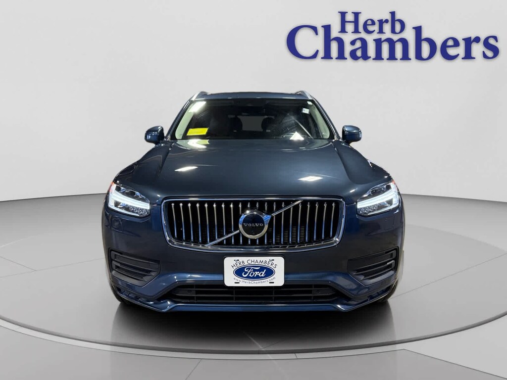 Used 2020 Volvo XC90 T6 Momentum 7 Passenger SUV