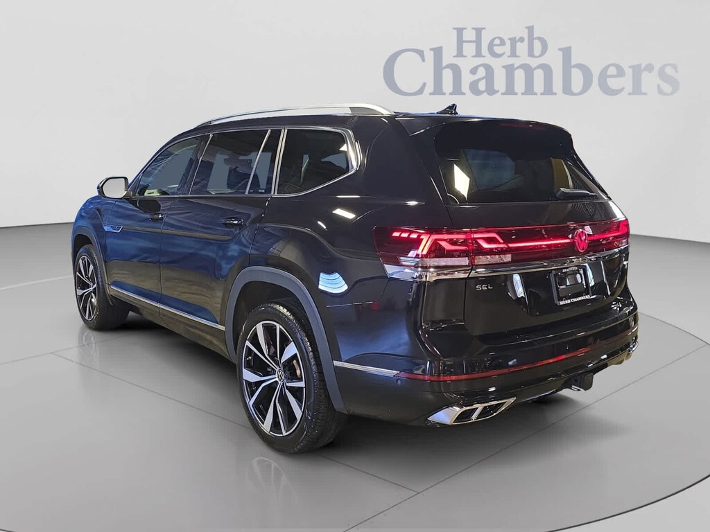 Used 2024 Volkswagen Atlas 2.0T SEL Premium R-Line SUV