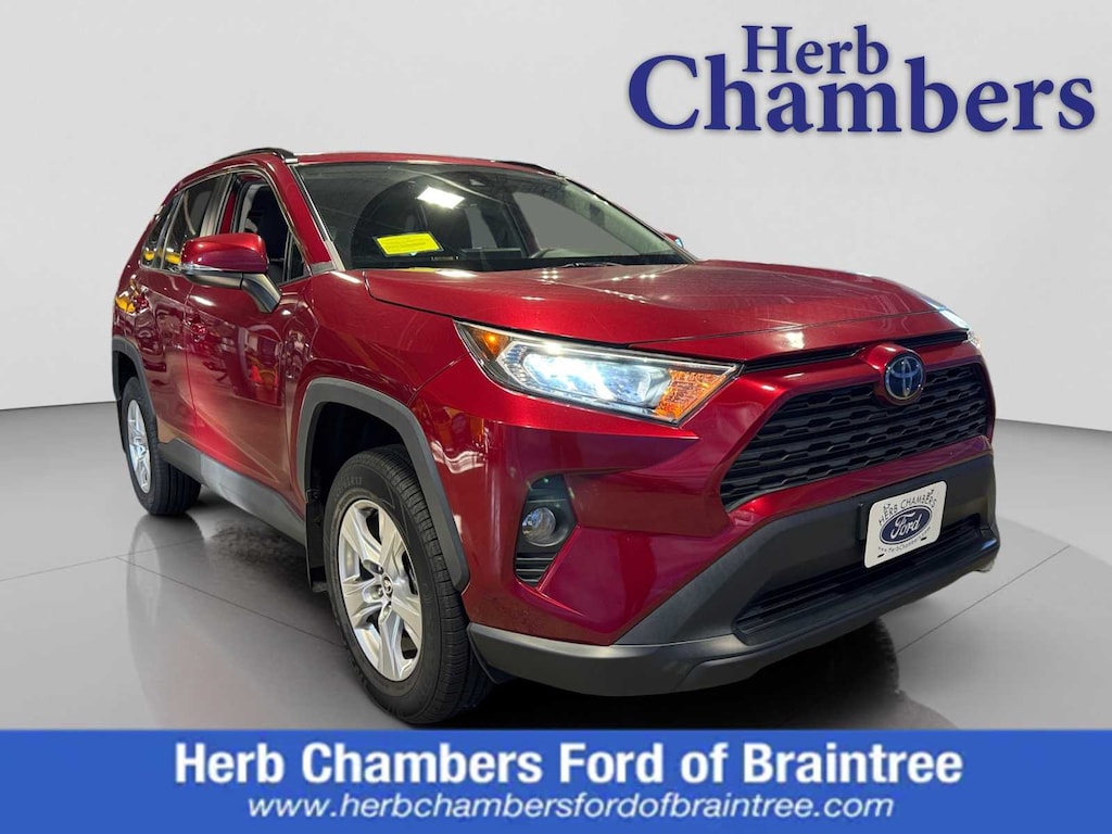 Used 2021 Toyota RAV4 XLE SUV