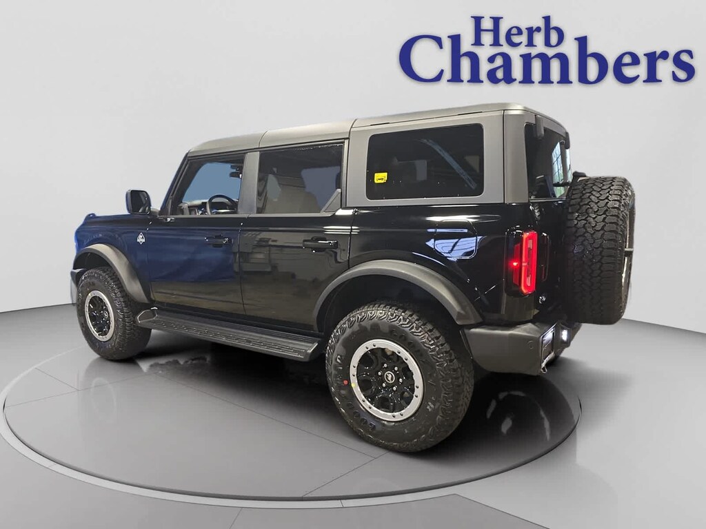 New 2025 Ford Bronco Outer Banks SUV