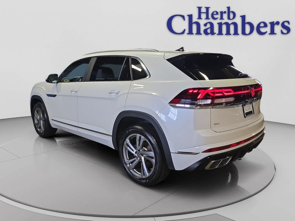Used 2024 Volkswagen Atlas Cross Sport 2.0T SEL R-Line SUV