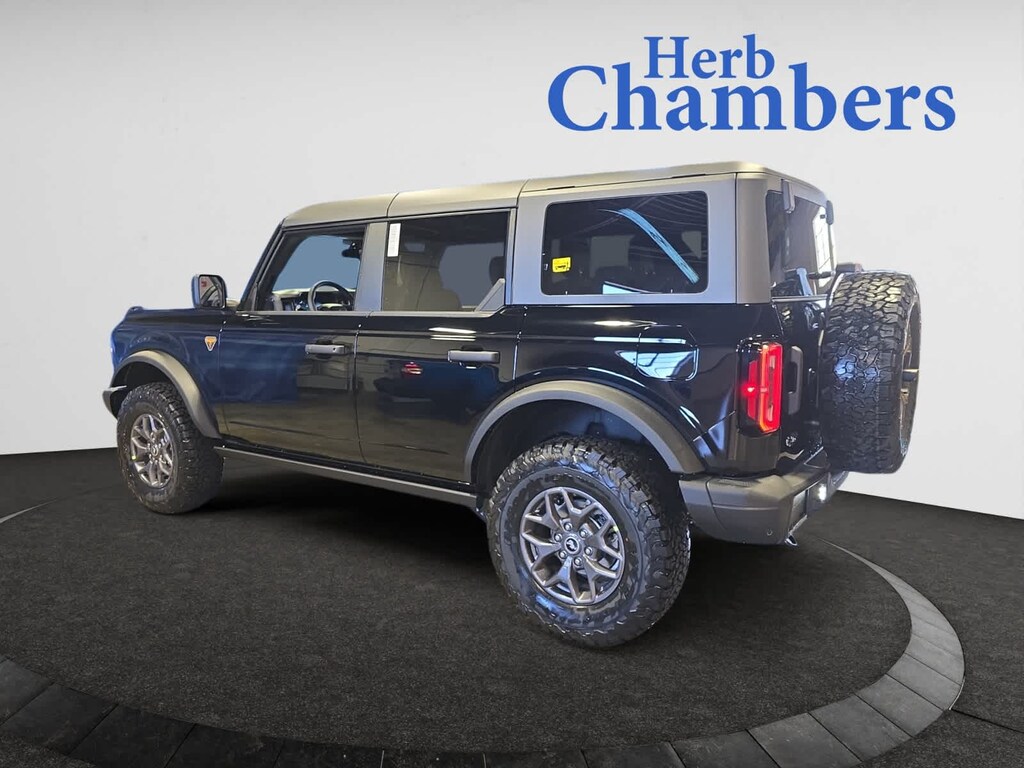 New 2025 Ford Bronco Badlands SUV