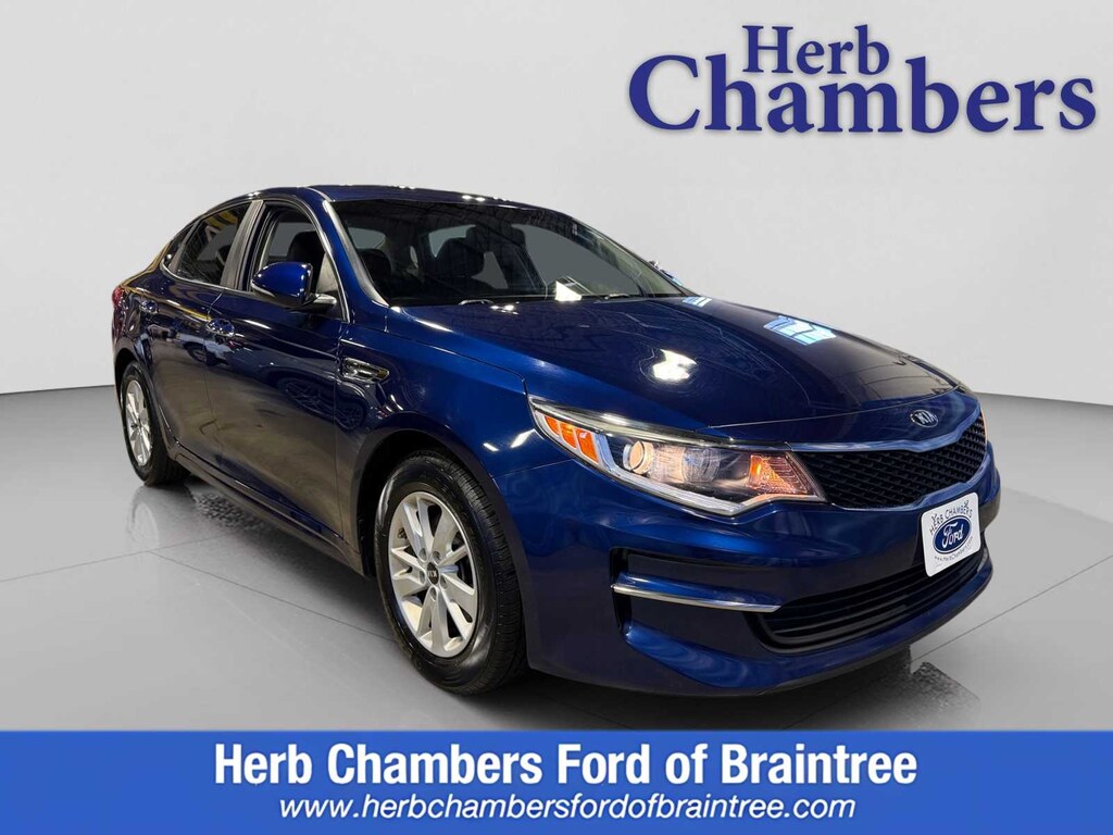 Used 2017 Kia Optima LX Sedan