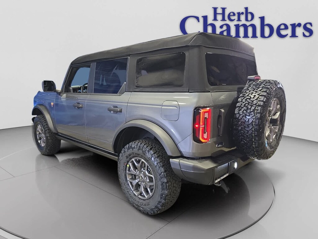 New 2025 Ford Bronco Badlands SUV