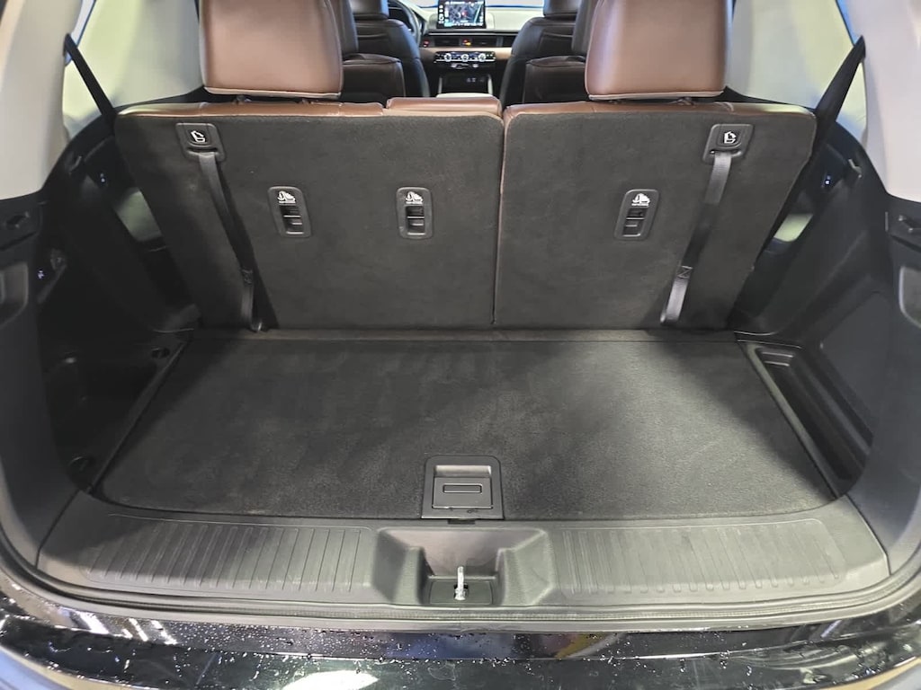 Used 2025 Honda Pilot Elite SUV