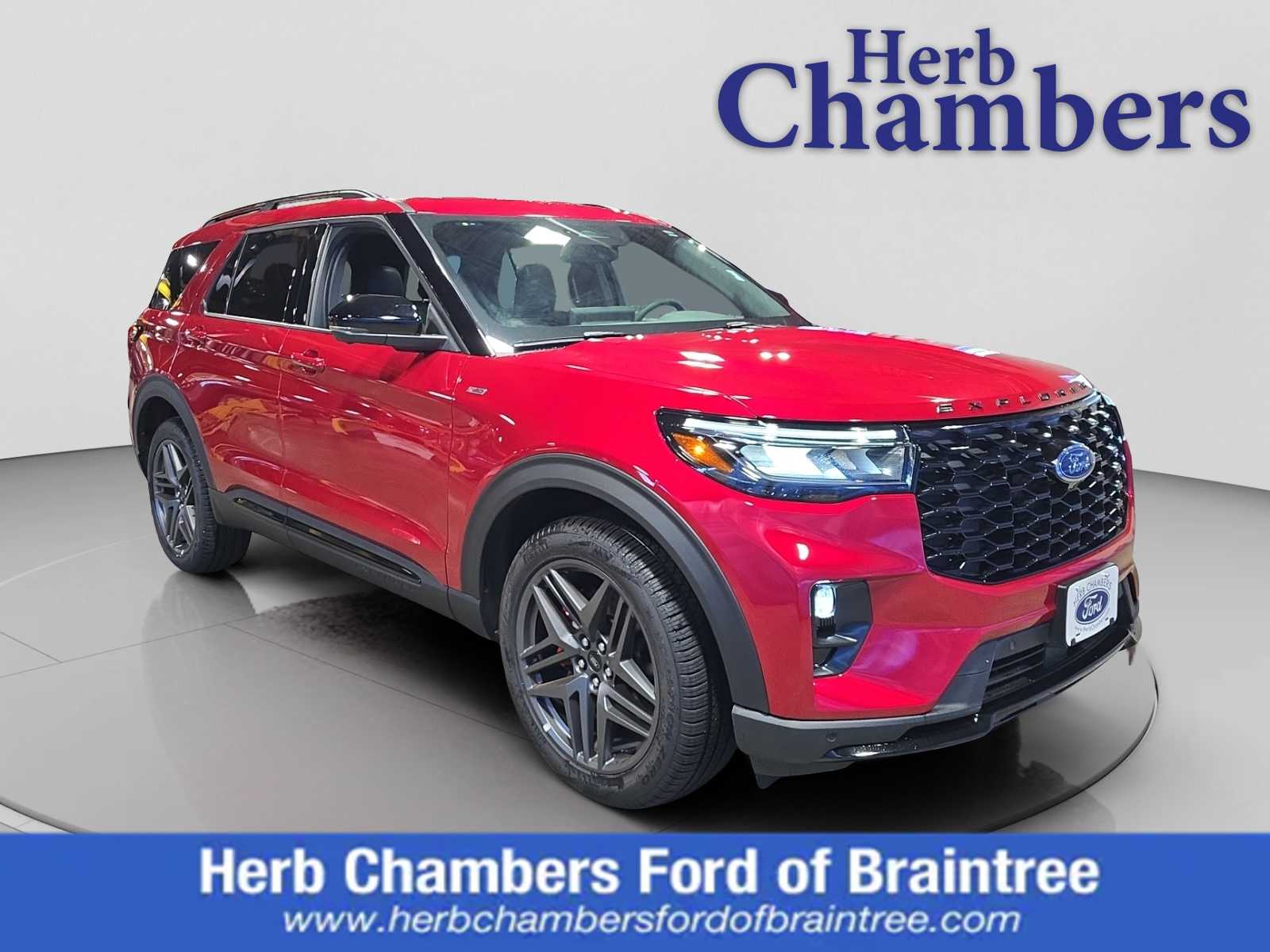 2025 Ford Explorer ST-LINE's photo