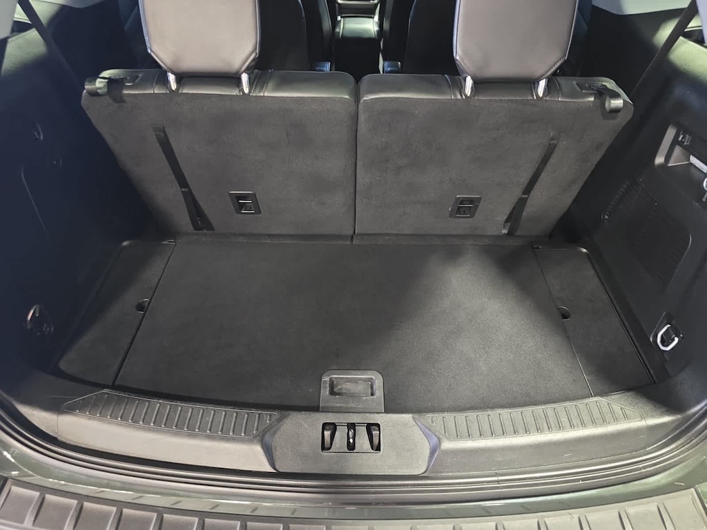 Used 2023 Ford Explorer XLT SUV