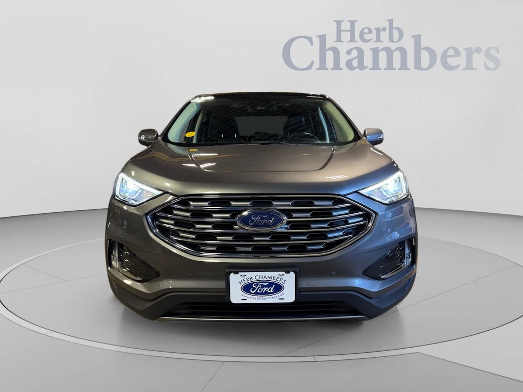Used 2023 Ford Edge Titanium SUV