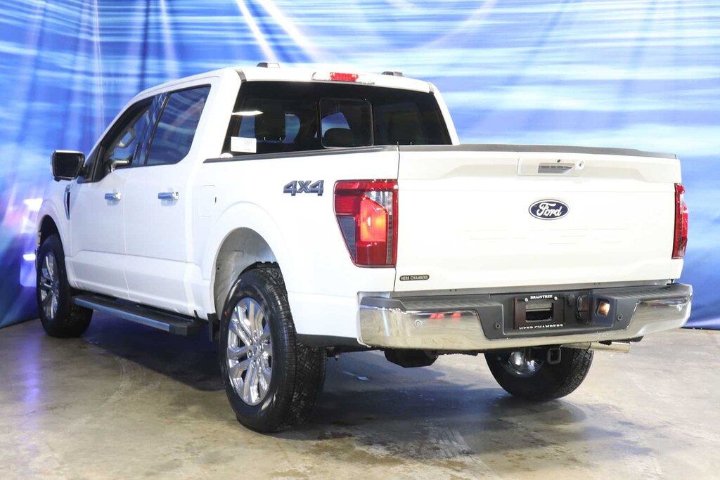 New 2024 Ford F-150 XLT 4WD Supercrew 5.5 Box Truck