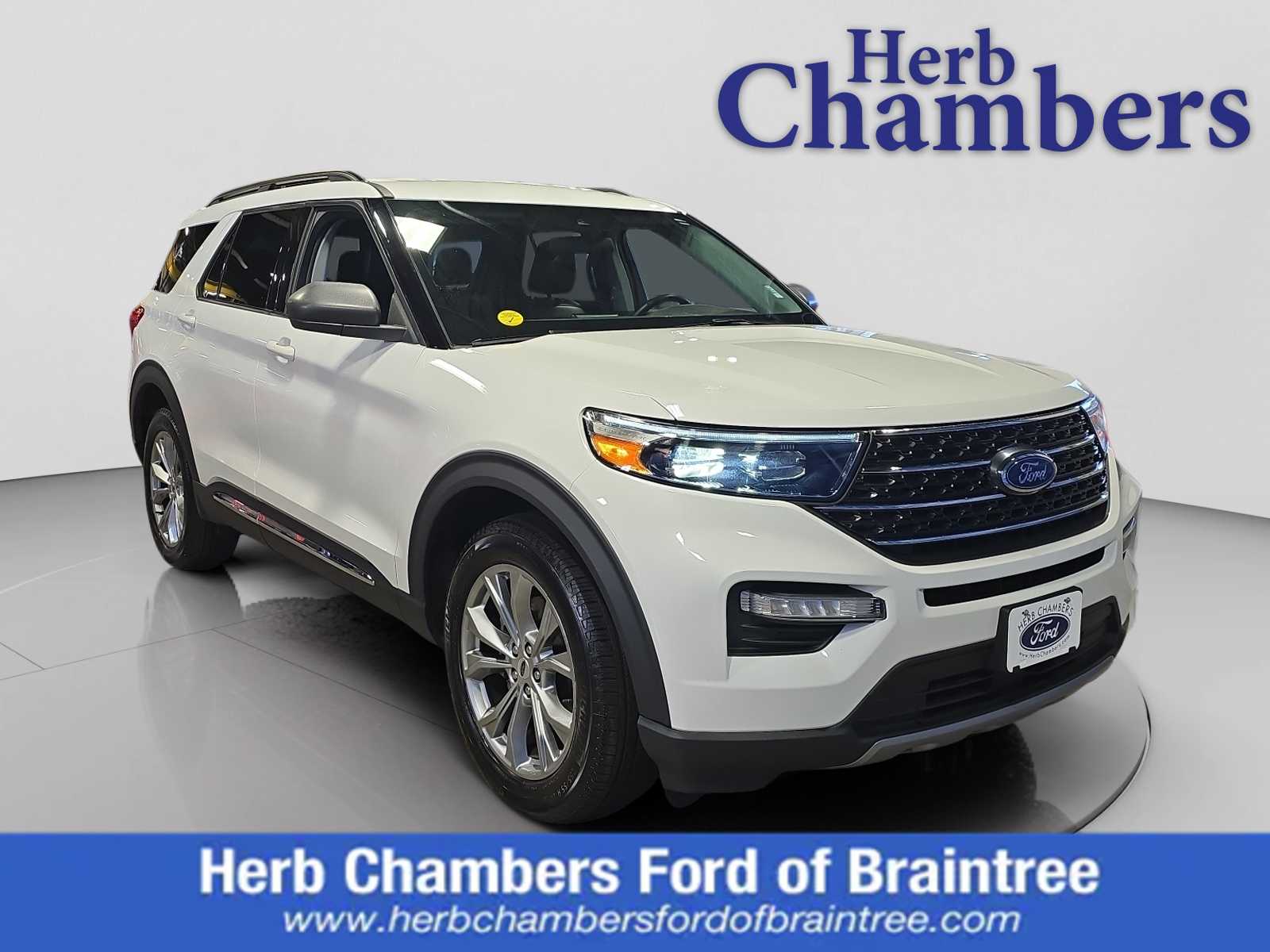 2022 Ford Explorer XLT's photo