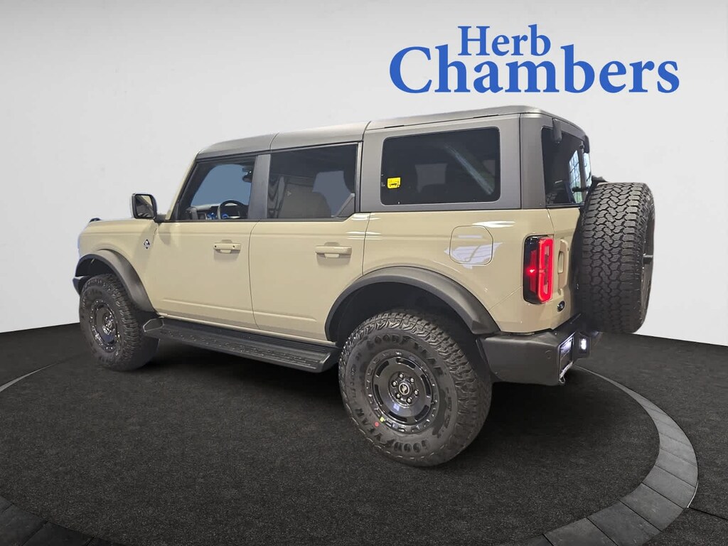 New 2025 Ford Bronco Outer Banks SUV