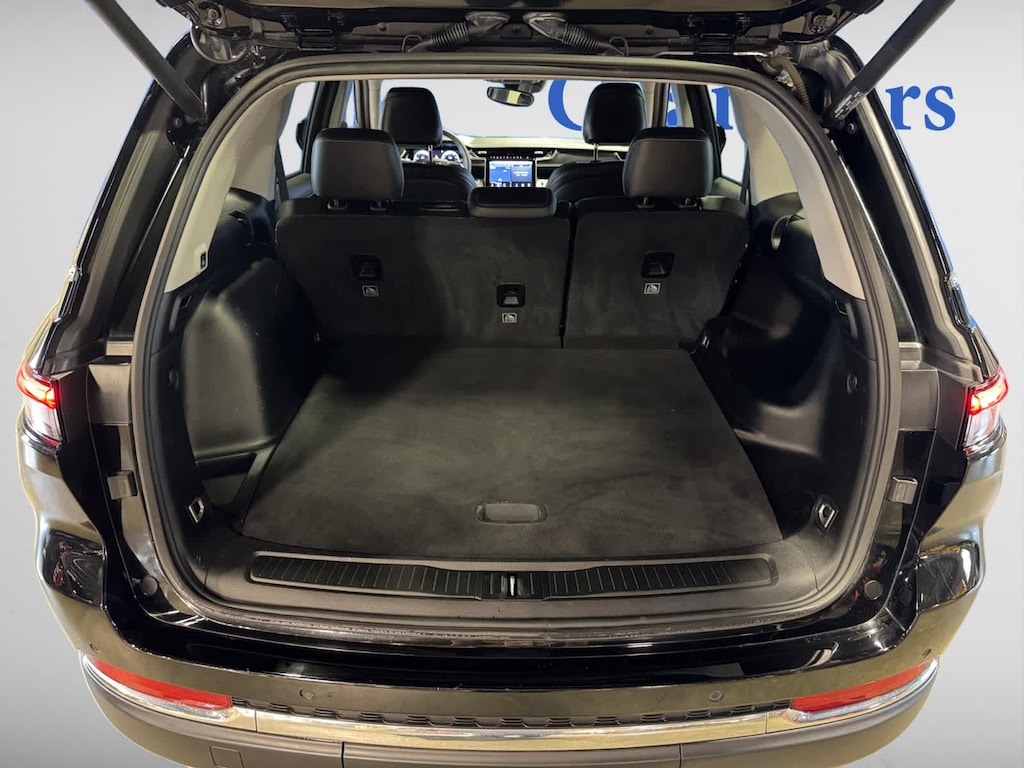 Used 2023 Jeep Grand Cherokee Limited SUV