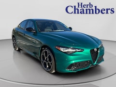 2025 Alfa Romeo Giulia AWD Sedan