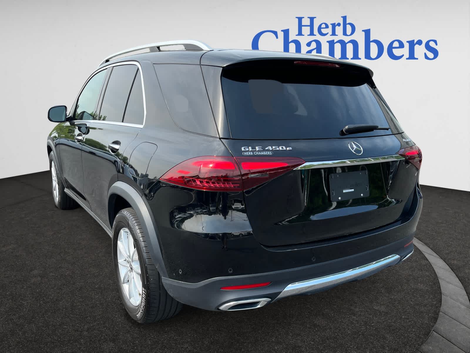 2024 Mercedes Benz GLE 450e photo 3