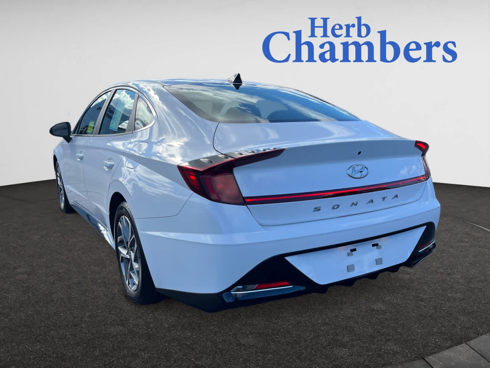 2023 Hyundai Sonata SEL photo 3