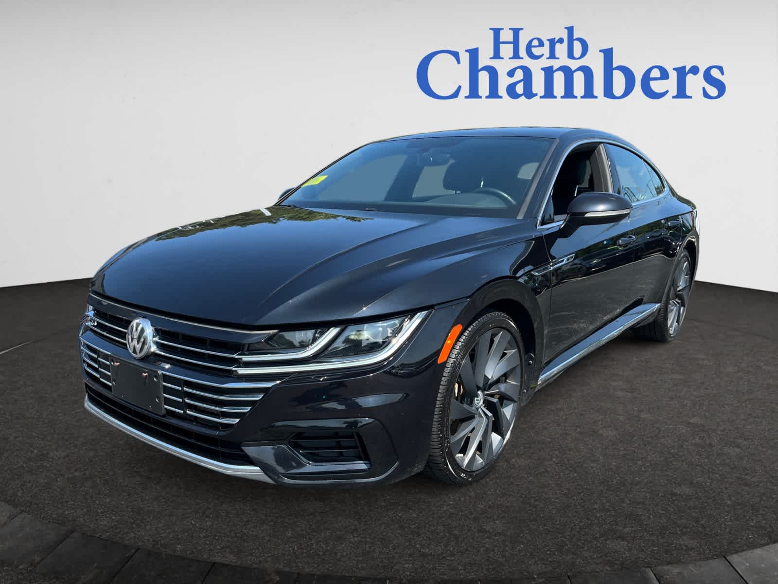 2019 Volkswagen Arteon SE R-Line photo 3