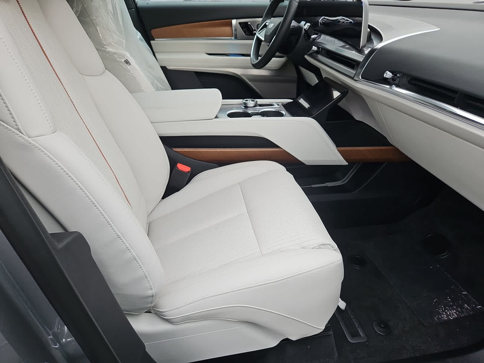 new 2026 Cadillac VISTIQ car, priced at $79,590