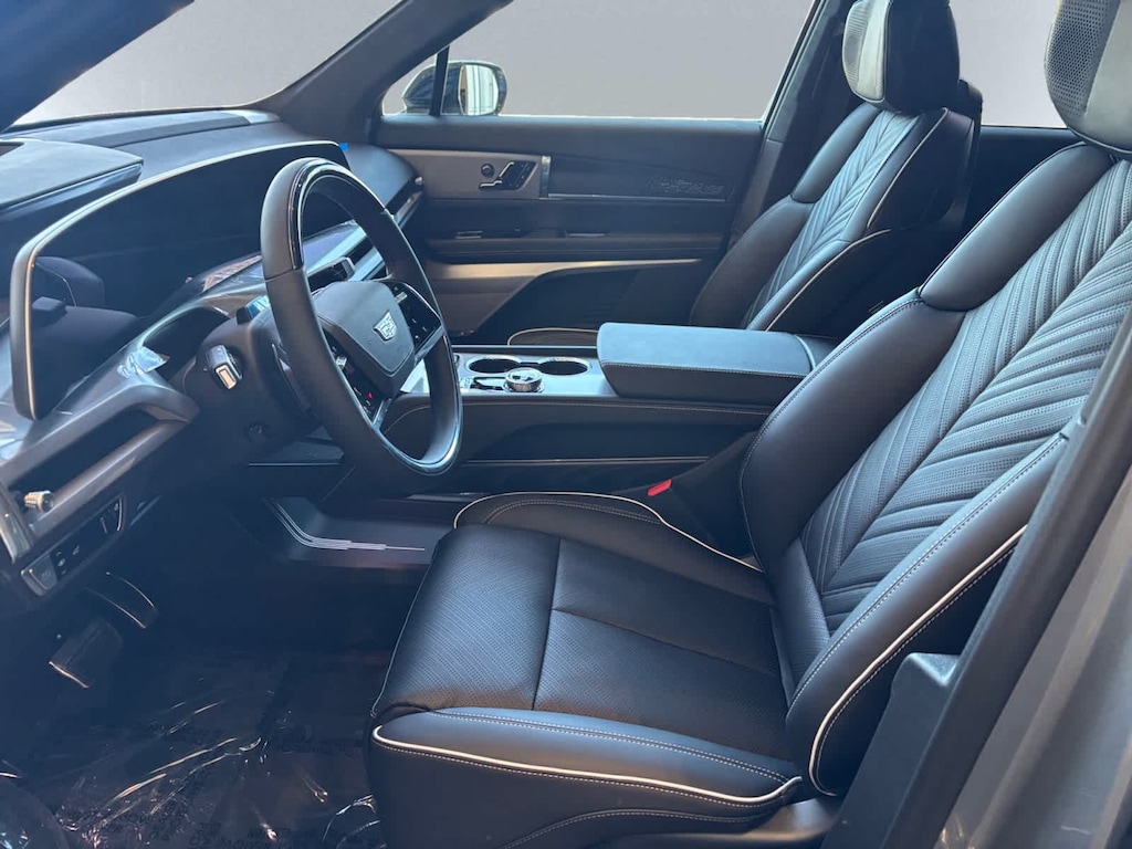 New 2026 CADILLAC VISTIQ Platinum SUV