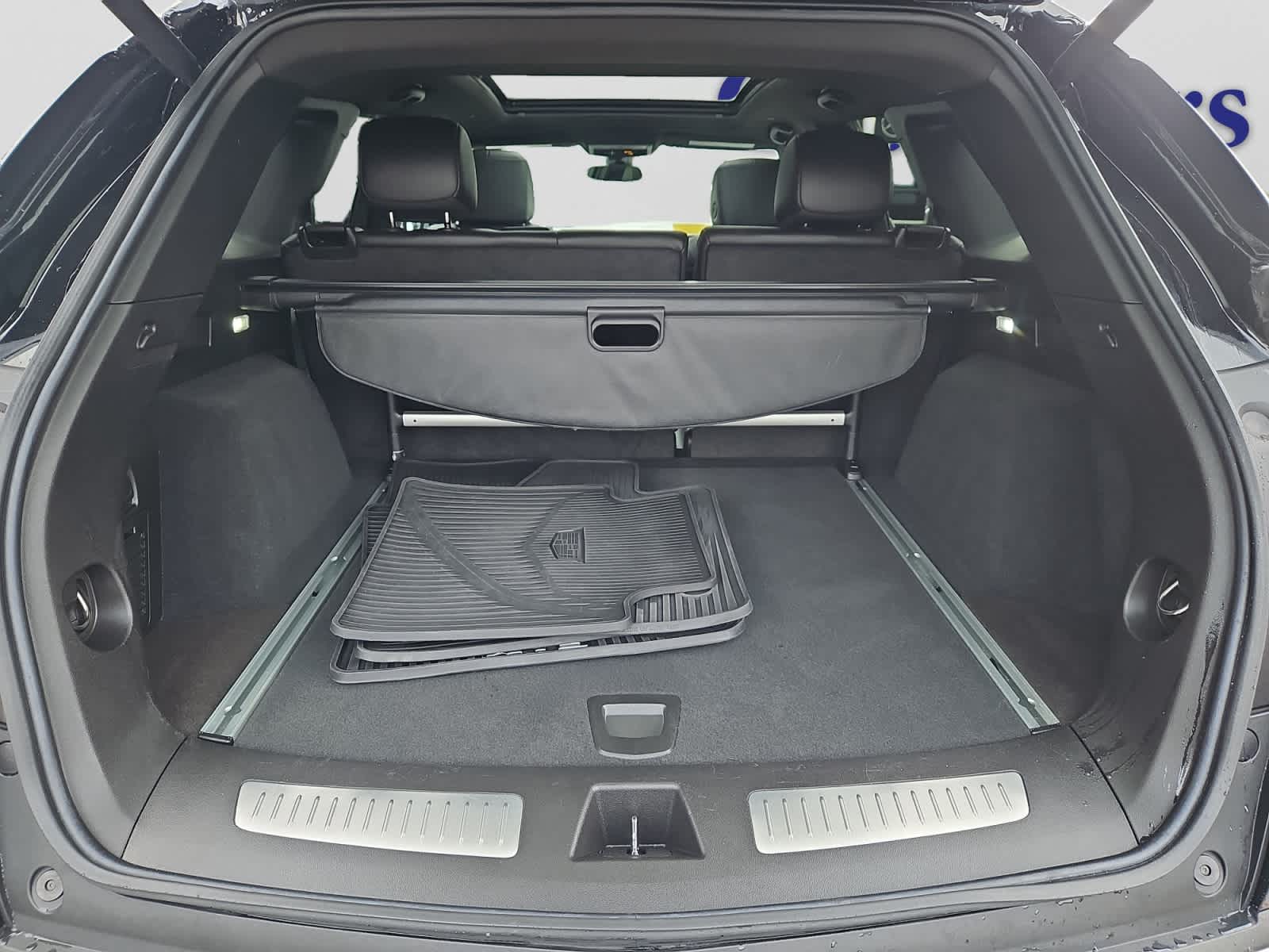 used 2023 Cadillac XT5 car, priced at $32,687