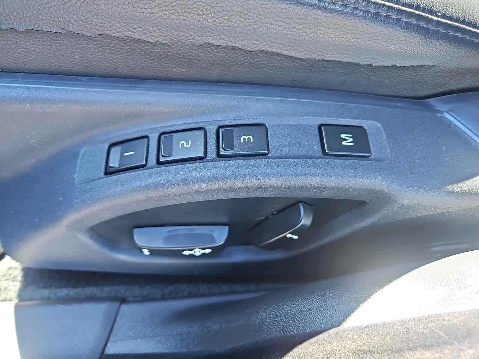 used 2015 Volvo S80 car, priced at $14,497