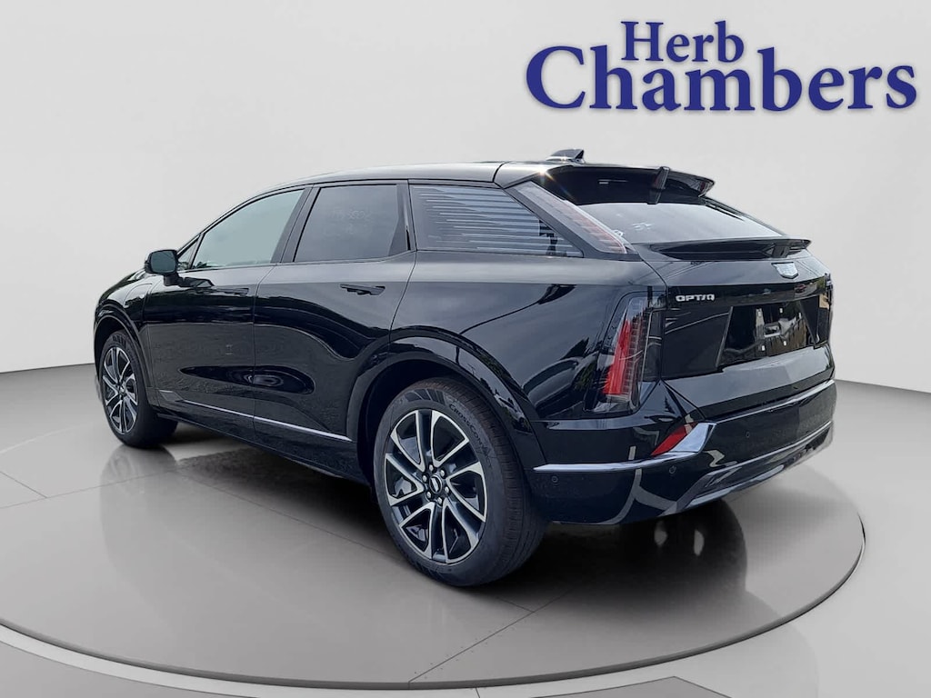 New 2025 CADILLAC OPTIQ Sport 2 SUV