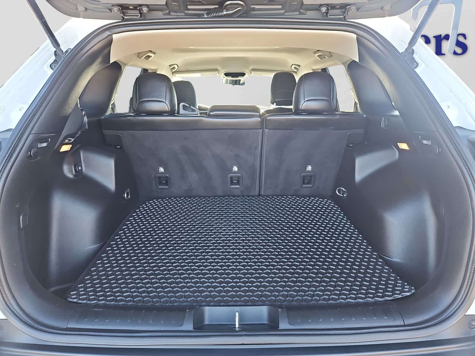 used 2019 Jeep Cherokee car, priced at $20,187