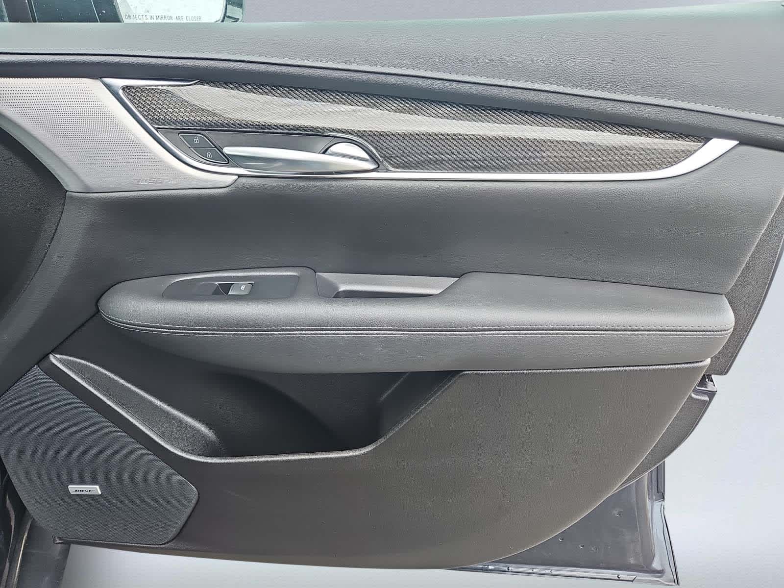 used 2023 Cadillac XT5 car