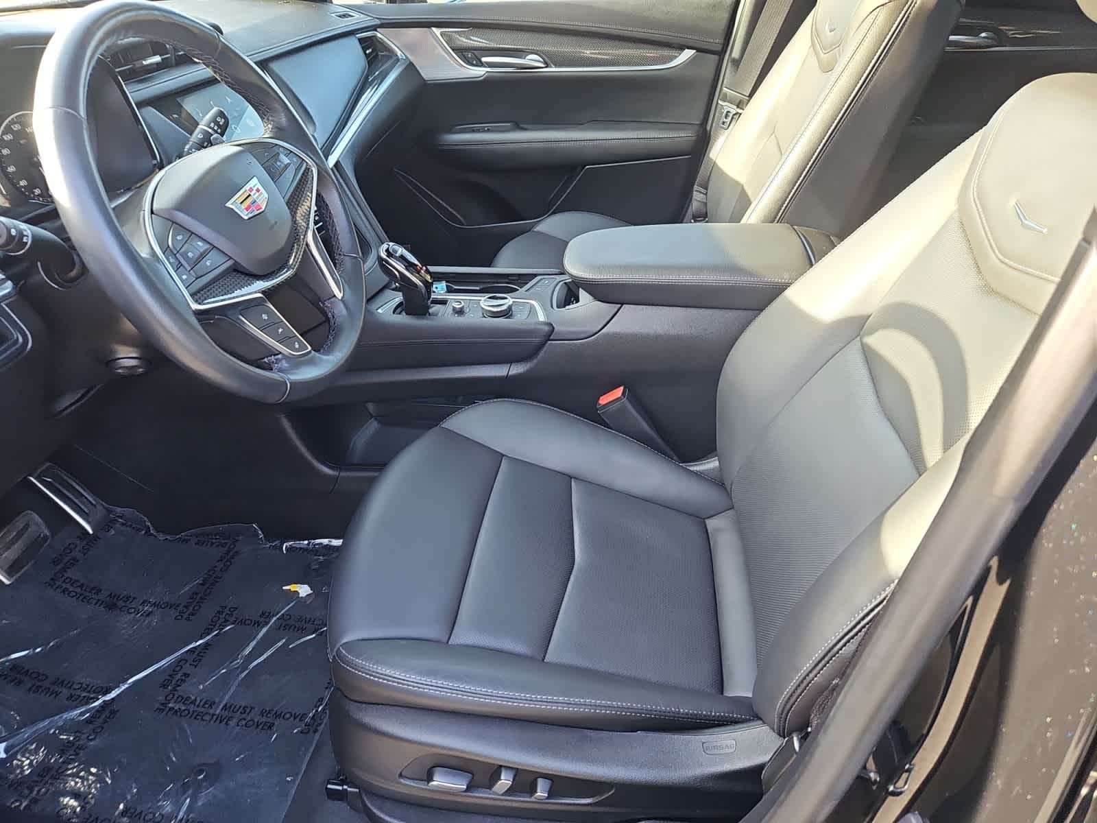 used 2023 Cadillac XT5 car, priced at $36,287