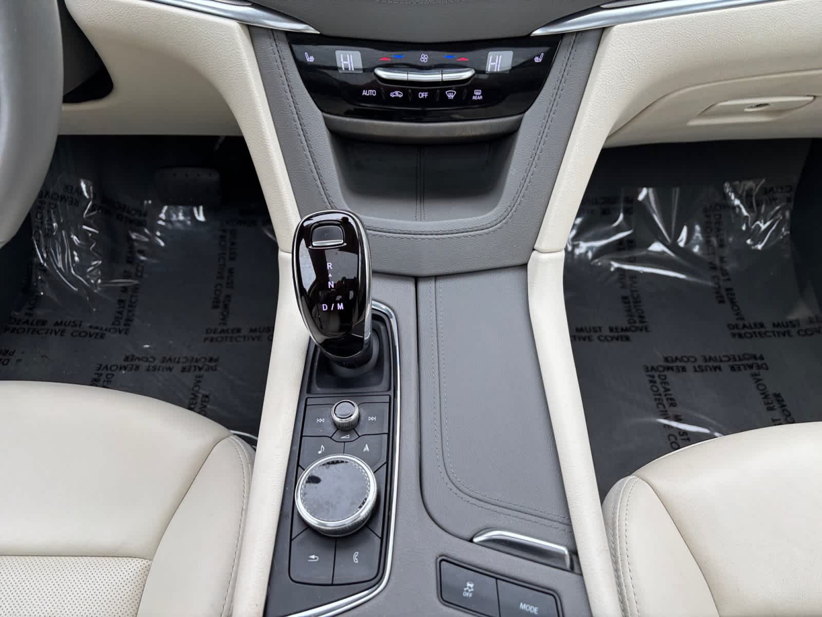 used 2023 Cadillac XT5 car, priced at $34,387