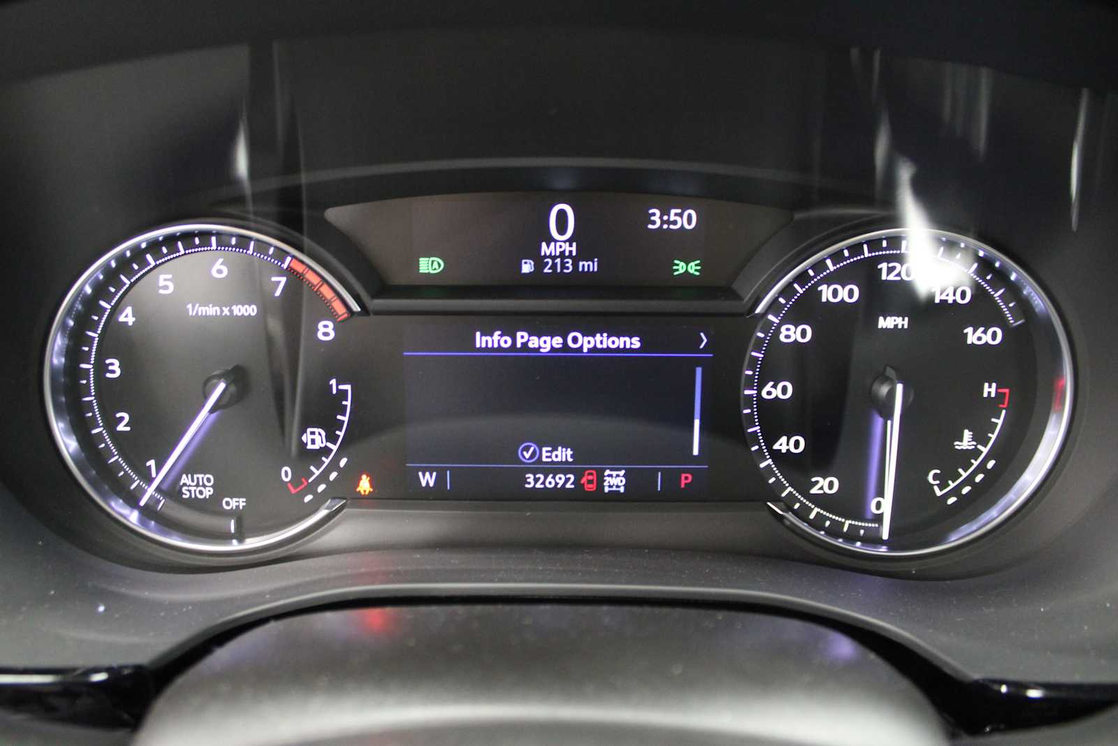 used 2024 Cadillac XT5 car, priced at $38,887