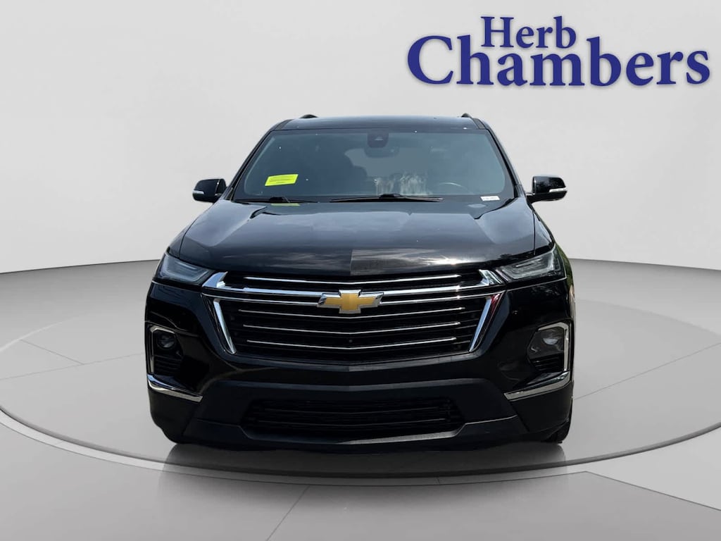 Used 2023 Chevrolet Traverse LT Leather SUV