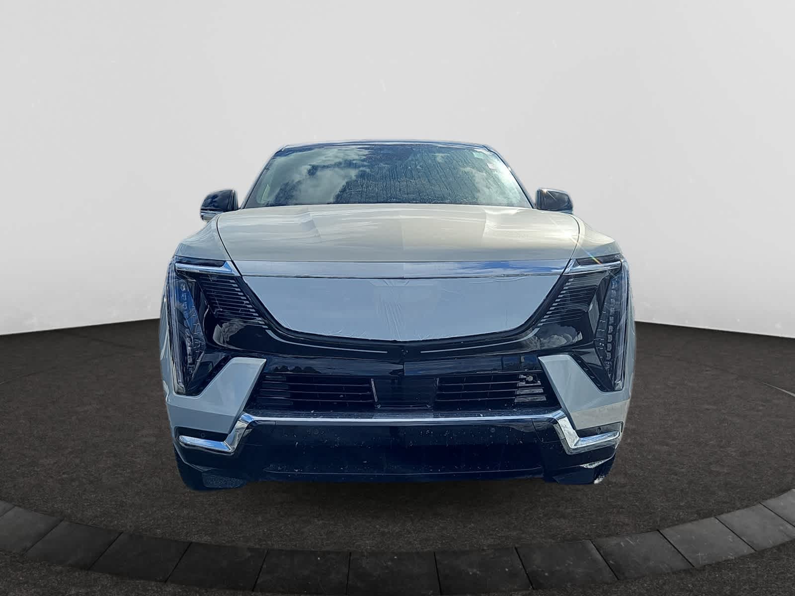 2025 Cadillac Escalade IQ Luxury photo 2