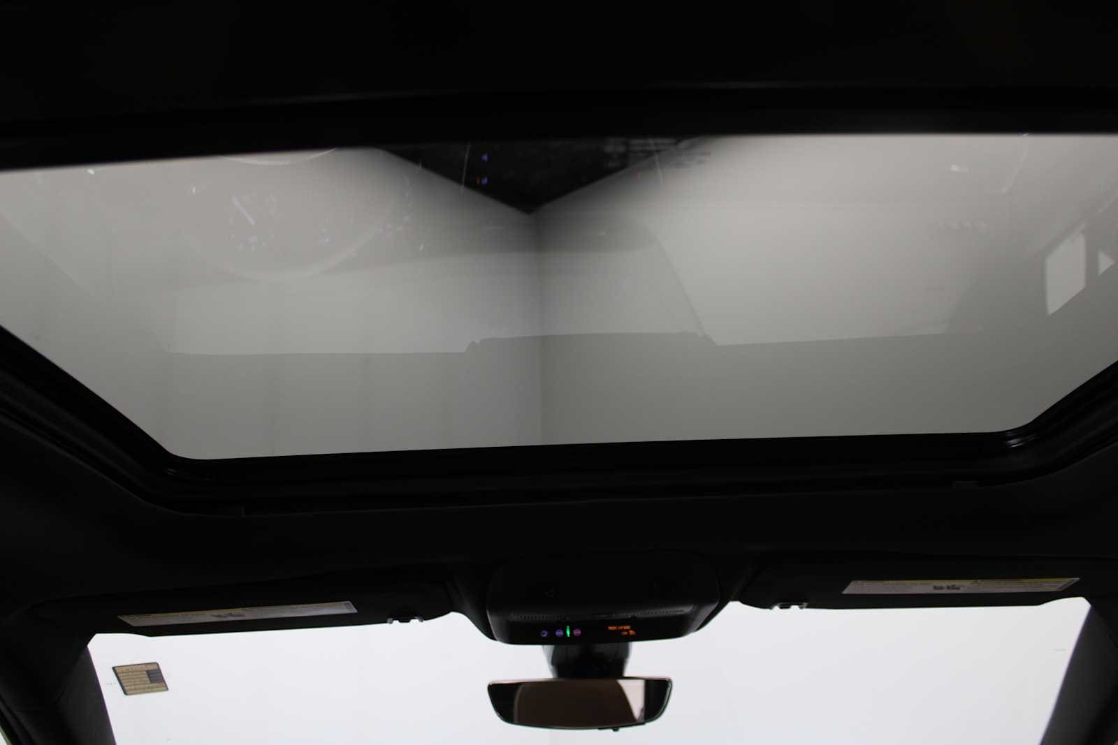 used 2022 Cadillac XT5 car, priced at $32,187