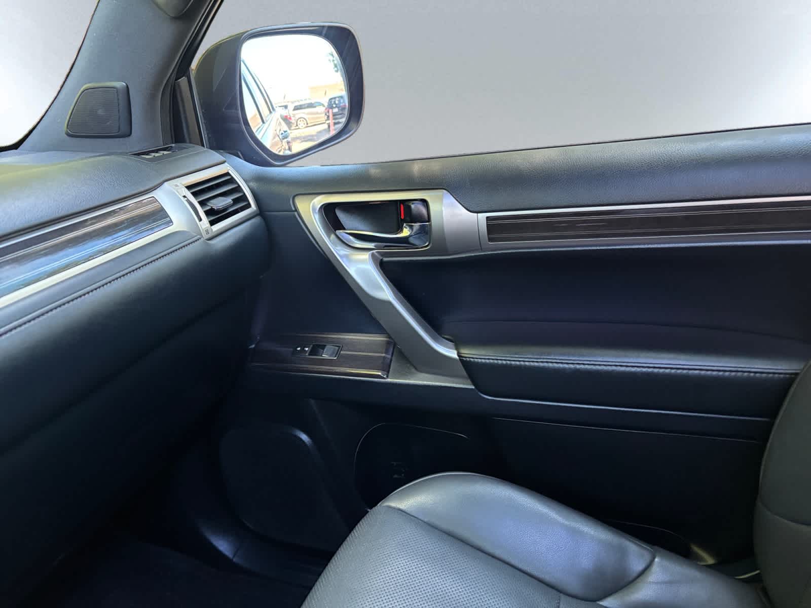 used 2020 Lexus GX 460 car, priced at $44,187