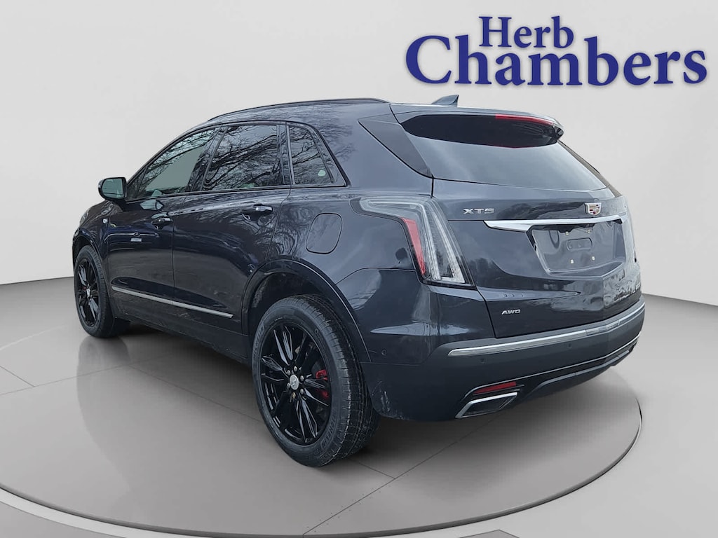 Used 2023 CADILLAC XT5 Sport SUV