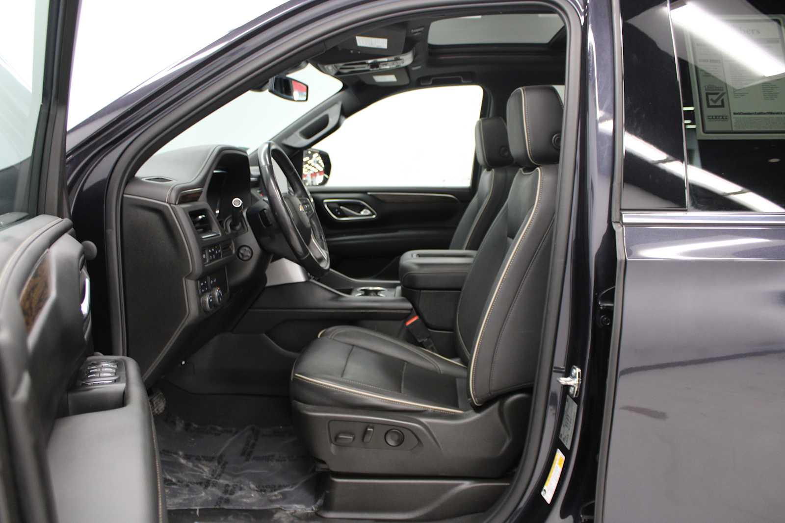 used 2022 Chevrolet Tahoe car, priced at $50,387