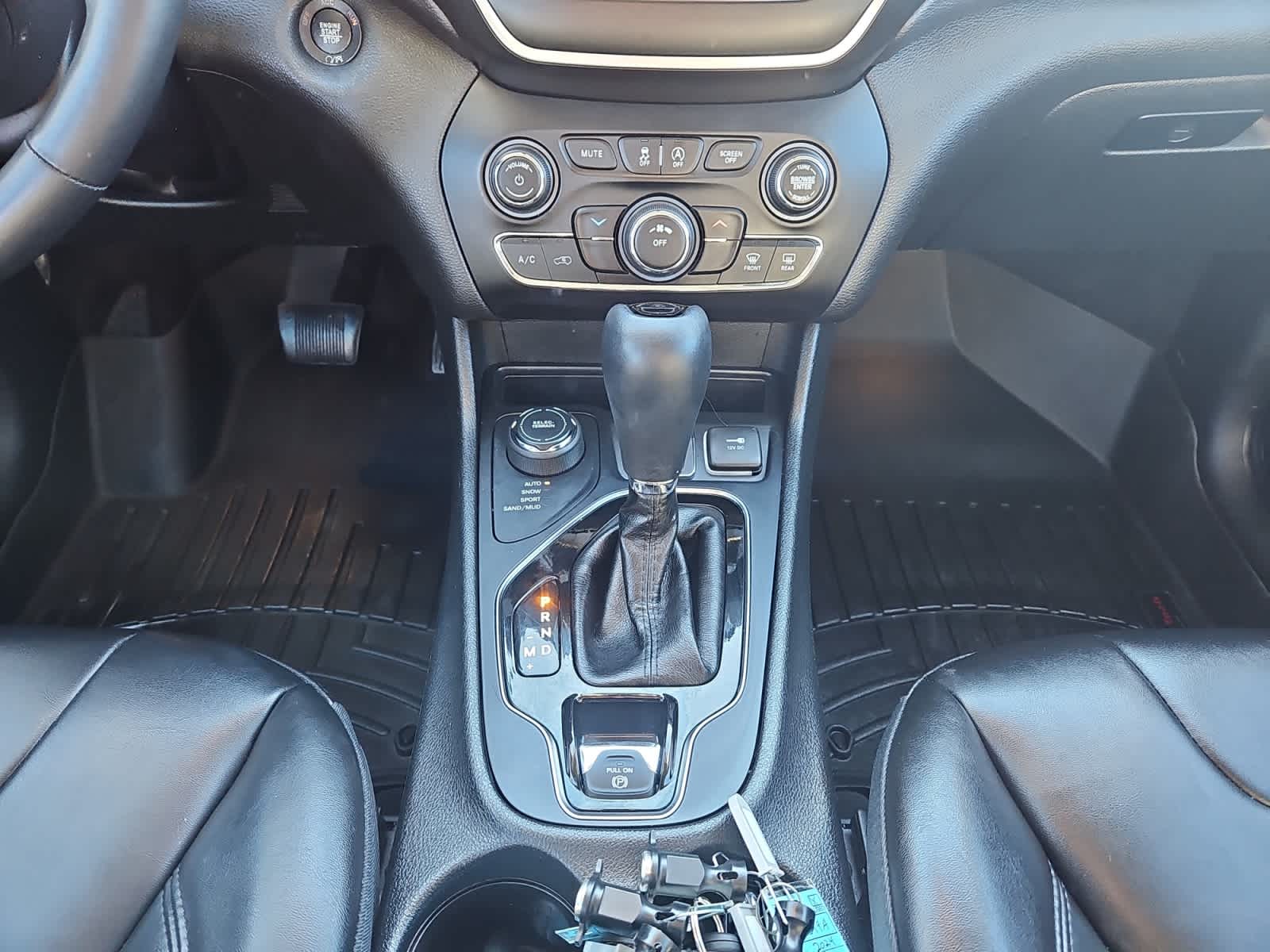 used 2019 Jeep Cherokee car, priced at $20,187