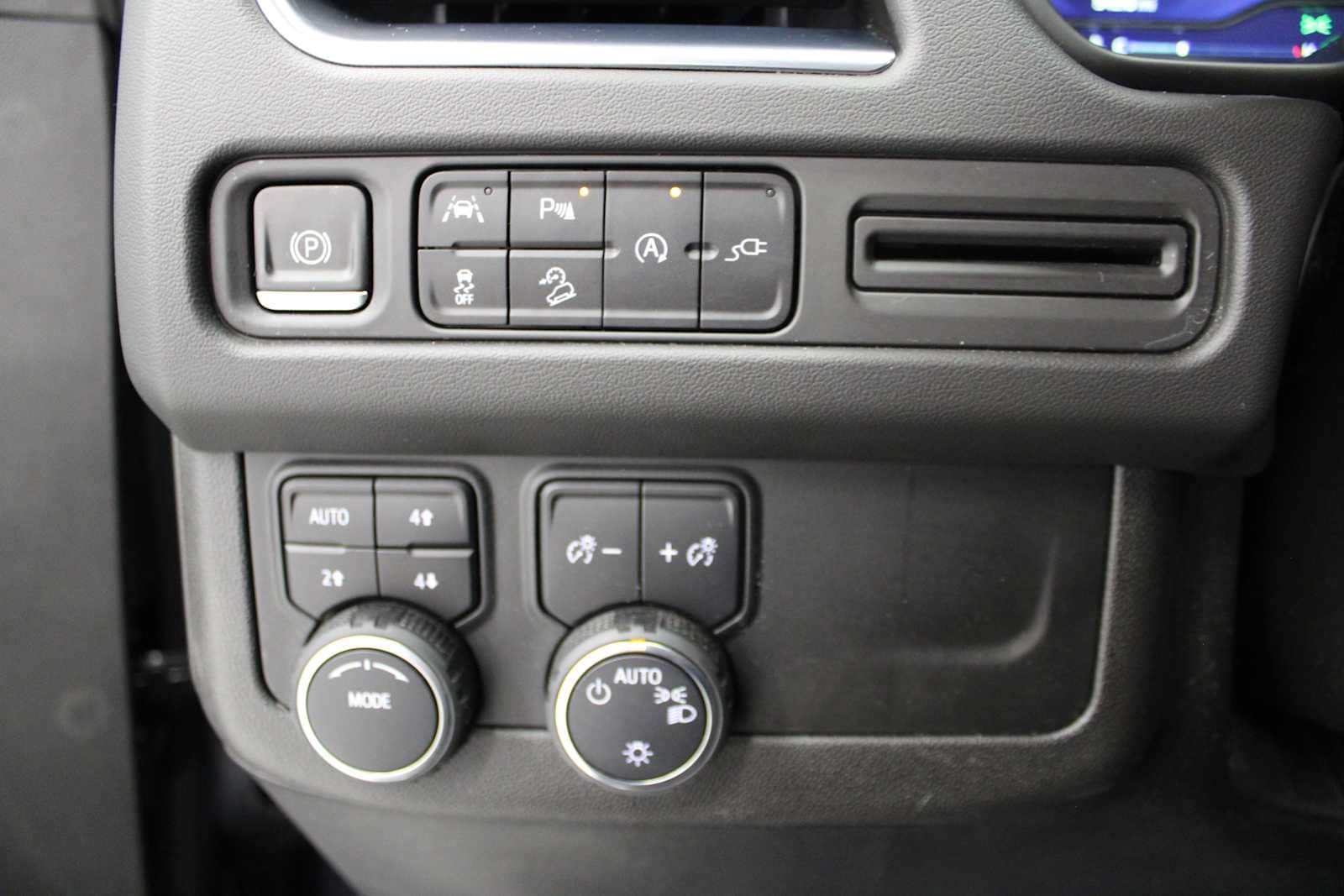 used 2022 Chevrolet Tahoe car, priced at $50,387