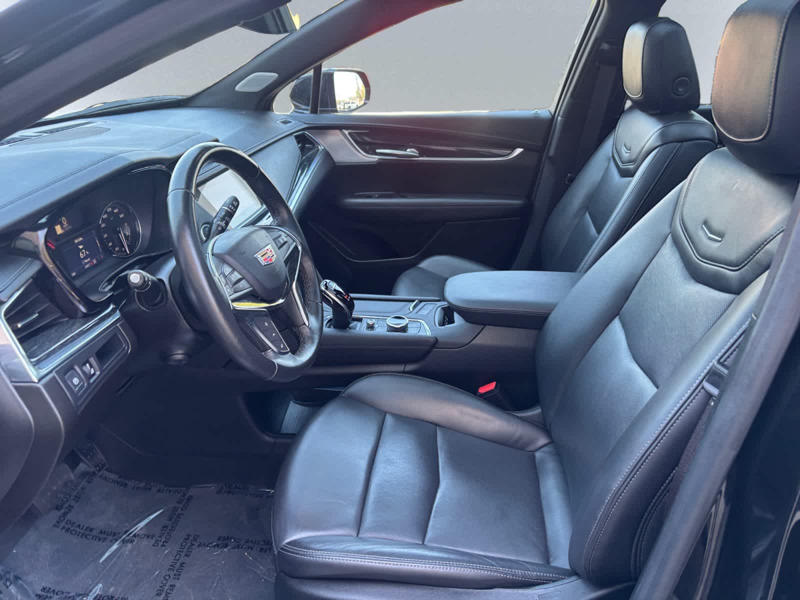 used 2023 Cadillac XT5 car, priced at $34,287