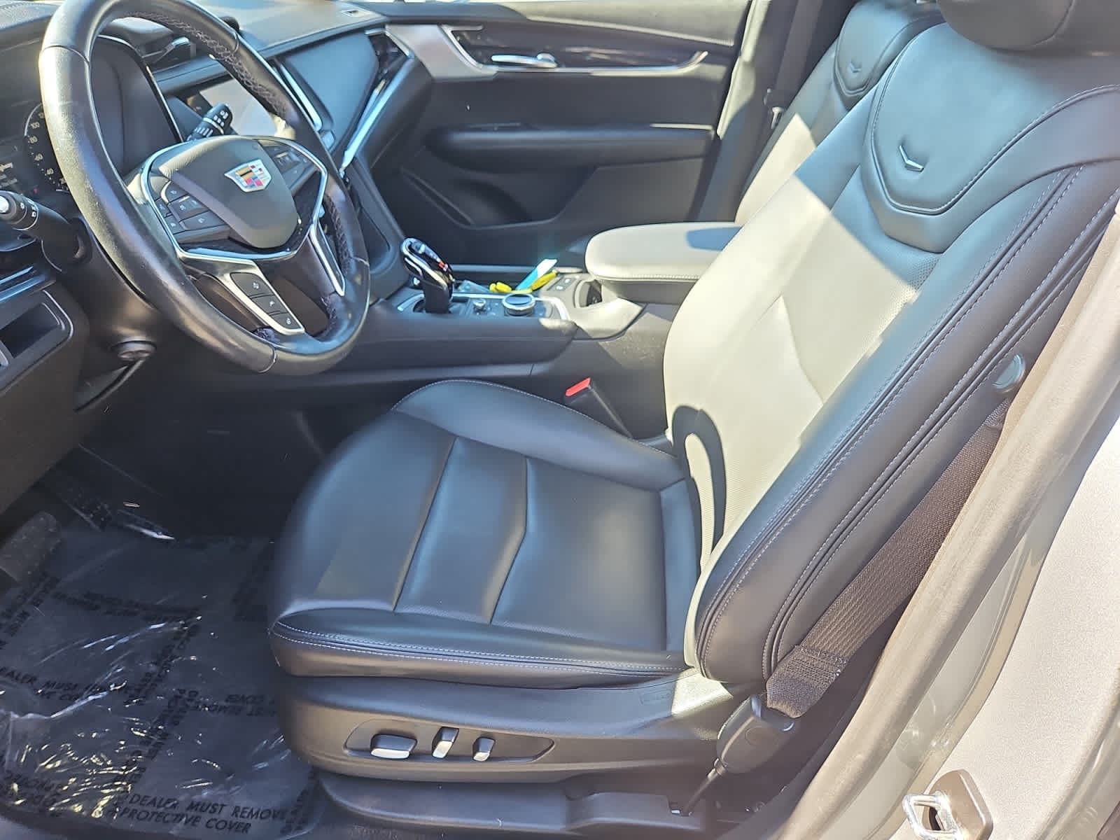 used 2023 Cadillac XT5 car, priced at $31,987