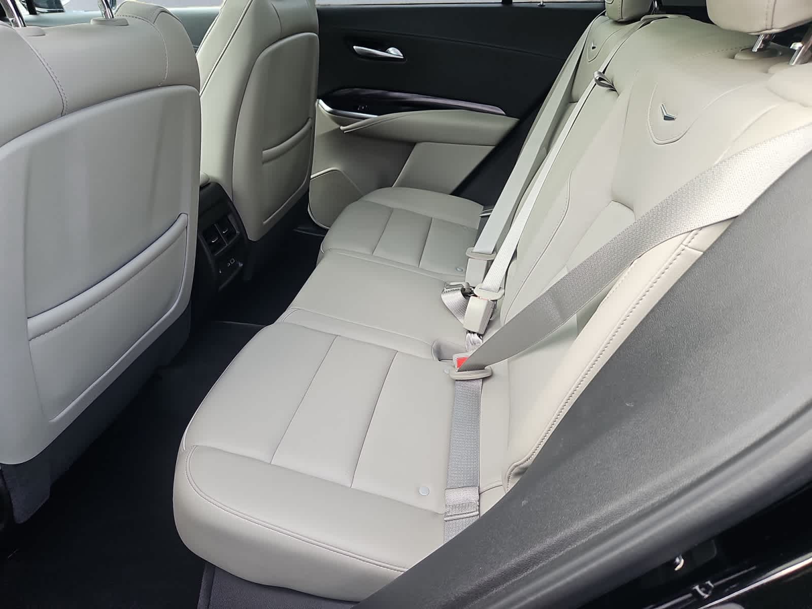 used 2023 Cadillac XT4 car, priced at $26,497