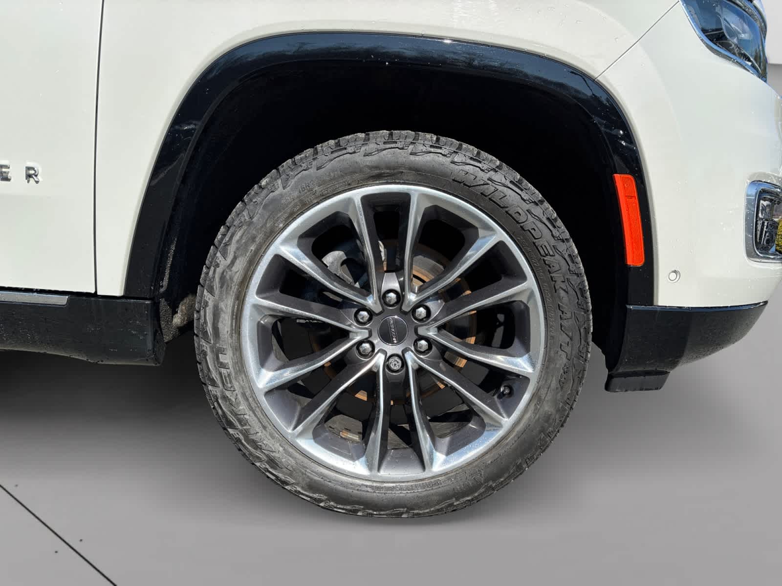 used 2022 Jeep Wagoneer car, priced at $42,987