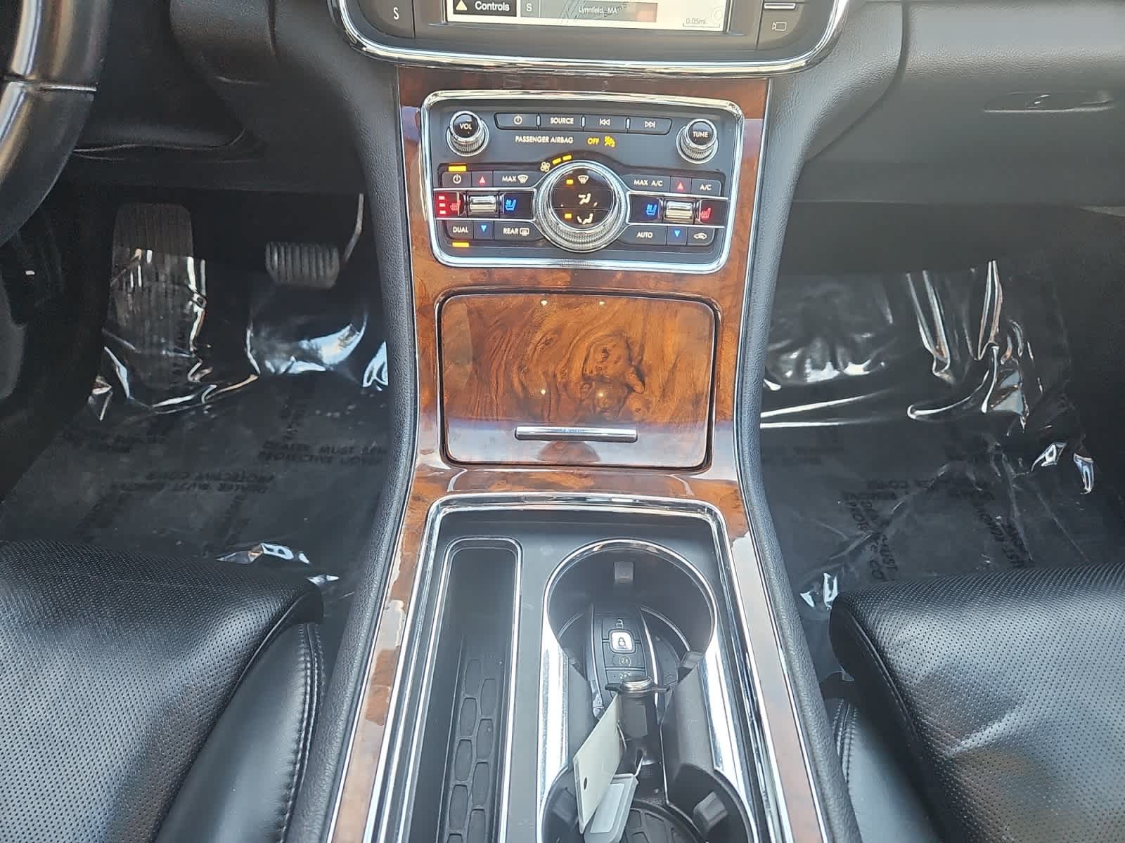 used 2017 Lincoln Continental car, priced at $19,287